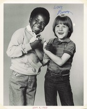 Gary Coleman Danny Cooksey Diff'rent Strokes Signed Autographed 8x10 Photo Gary Coleman Danny Cooksey Diff'rent Strokes Signed Autographed 8x10 Photo