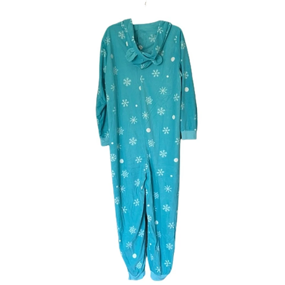 Acogedor pijama polar con capucha de una pieza con patrón de copo de nieve - cómodo listo para el frío Foto 4 de 4