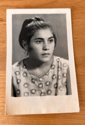 1970s Soviet people Young woman Beautiful girl Hairstyle Small photo