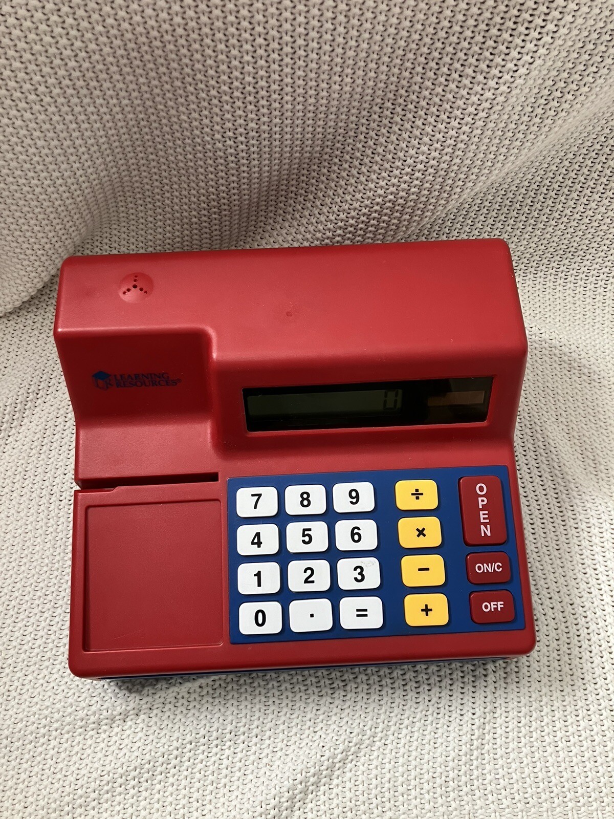 как выглядит Pretend Play Learning Resources Calculator Cash Register w/Money and Cards фото