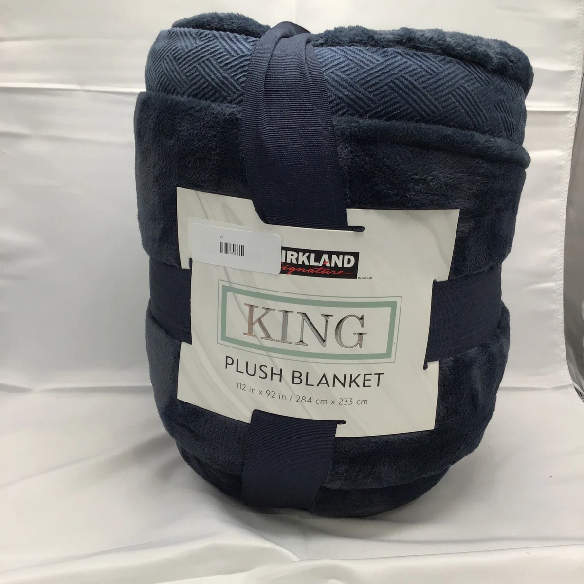 Kirkland Signature Queen Plush Blanket In Gray