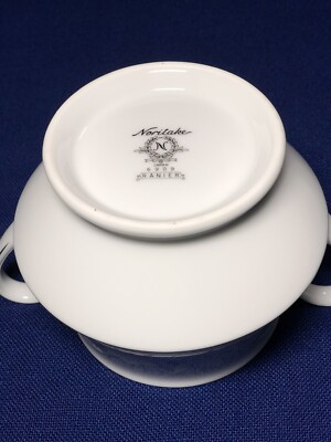 CLOSEOUT $5 NORITAKE RANIER #6909 White/Platinum Sugar Bowl NO