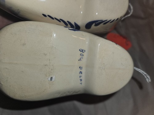 Royal Delft  Pair Of Ceramic Shoes Clogs Blue Floral Decor - Picture 6 of 8