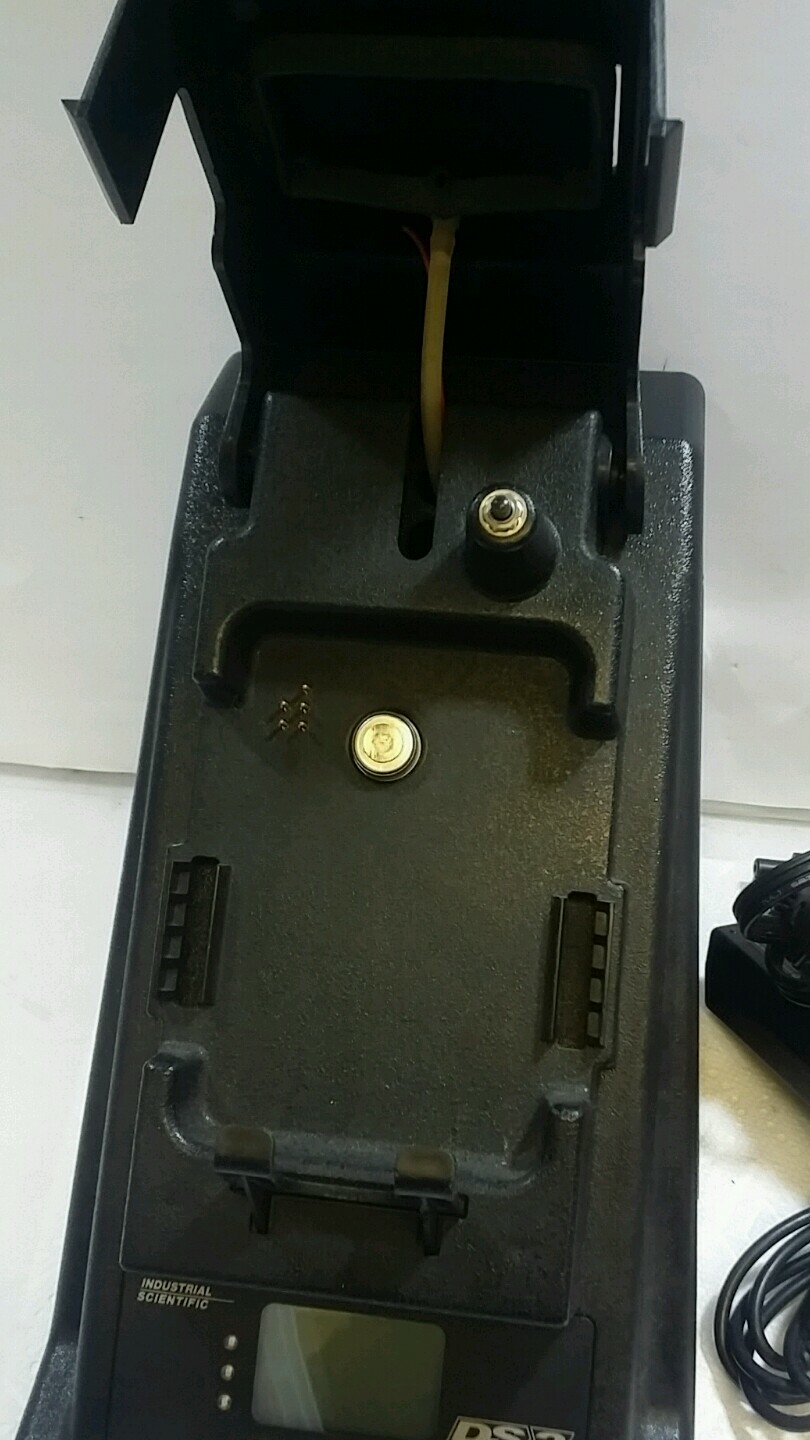 INDUSTRIAL SCIENTIFIC DS2 GAS MONITOR iTX IDS DOCKING STATION 18105551