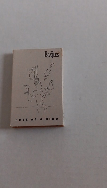 The Beatles Free As a Bird Cassette Apple 4KM 7243 8 58497 4 9 1995 Rock Single