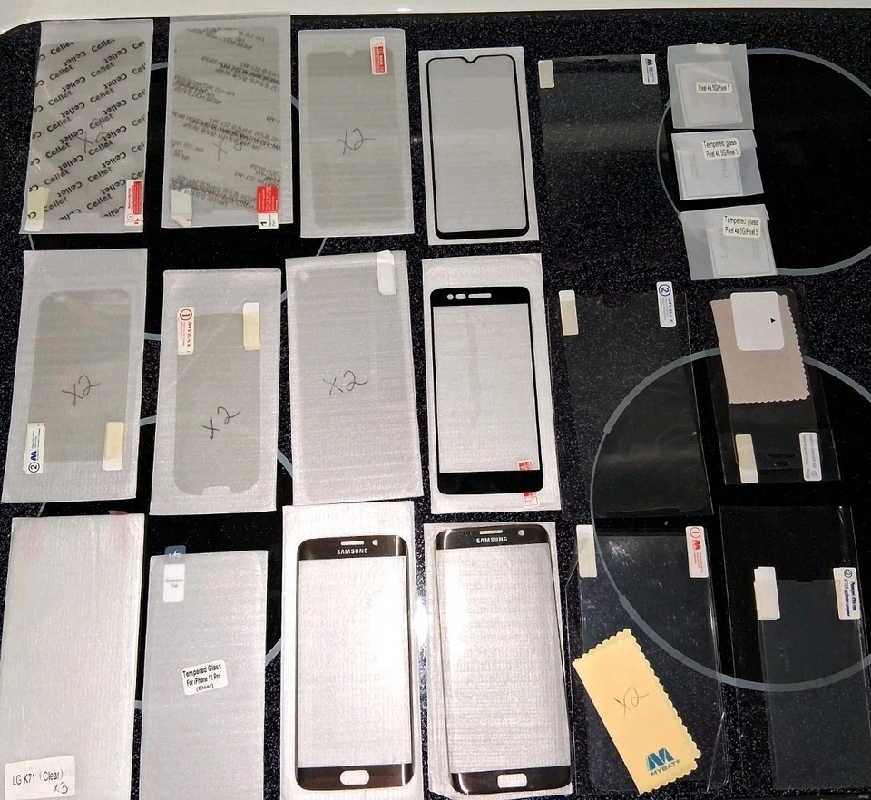 Brand New Screen Protectors Lot - Assorted WHOLESALE + 2 Samsung S21 Fe Cases - Image 4 of 4