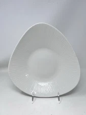 Churchill Bamboo Triangle Shallow Bowl Whbalb271