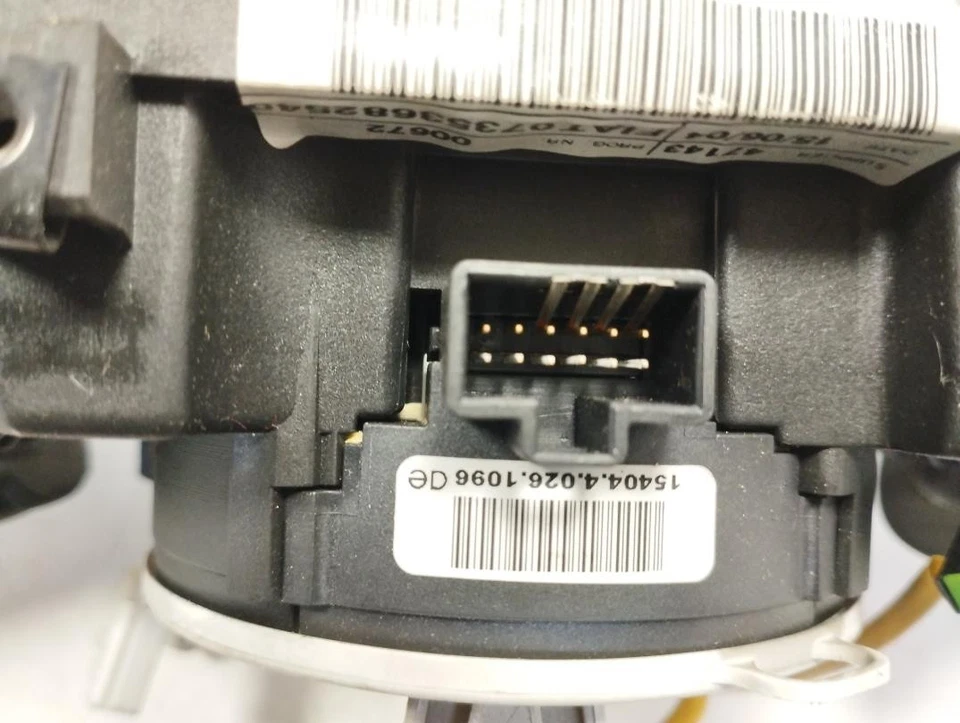 07353682540 Commande Autoradio pour FIAT STILO (192) 171002 - Photo 4/4