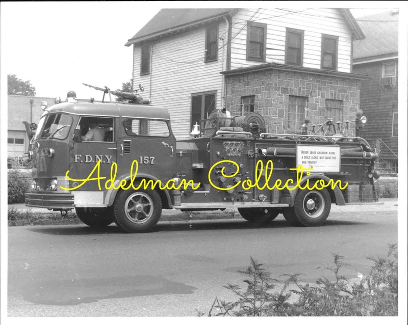 NY4011 8x10 Photo FDNY New Rork City, New York Mack Pumper Engine 157