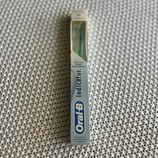Oral-B Indicator Bristles 40 Soft Angle Toothbrush Vintage Clear Green 1996