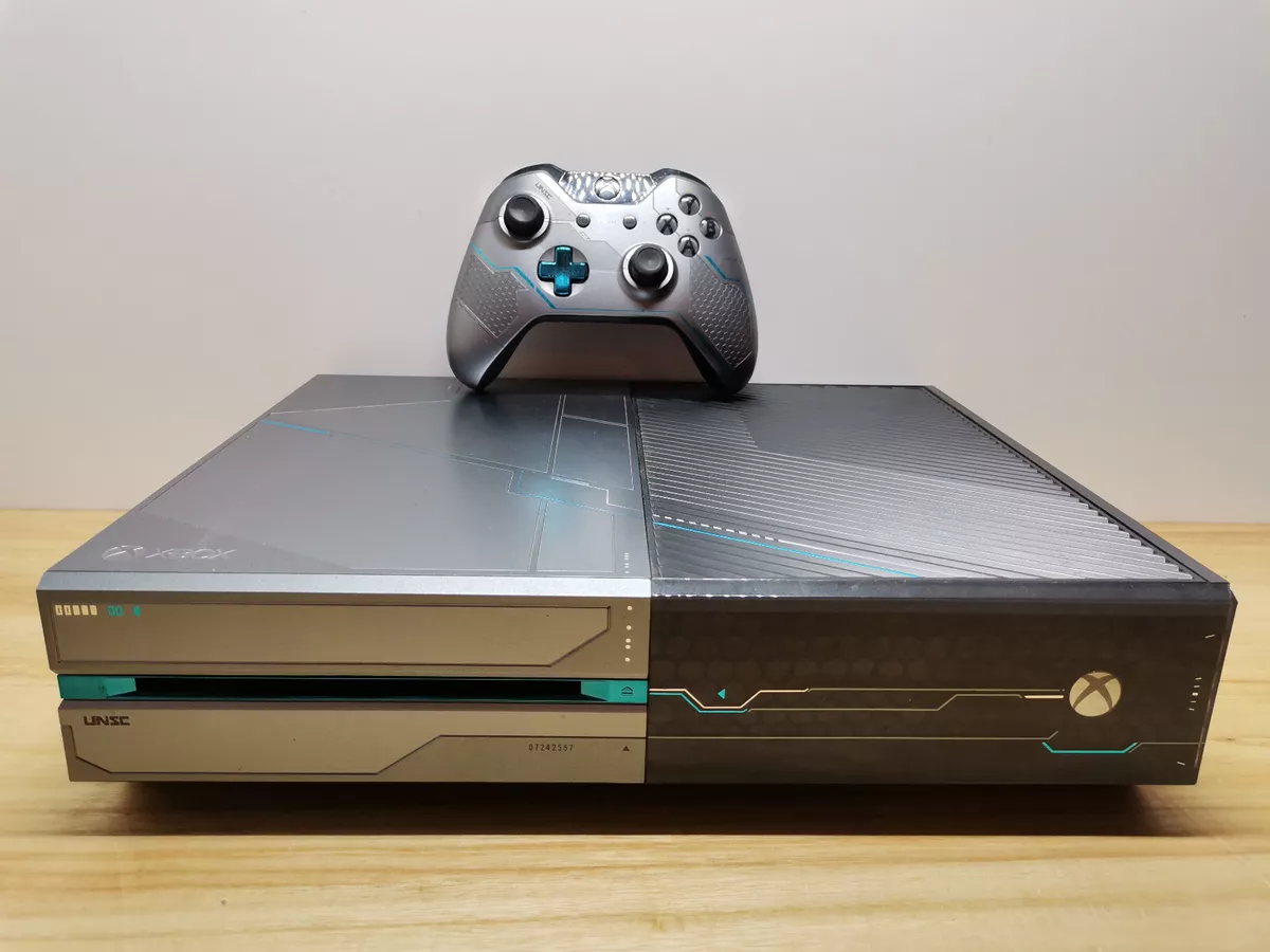 Xbox One S 1TB (コントローラー×2) + HALO 5