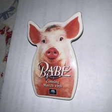 Babe Movie Pin Back Button Little Pig Promotional Video Store 1995 Universal 