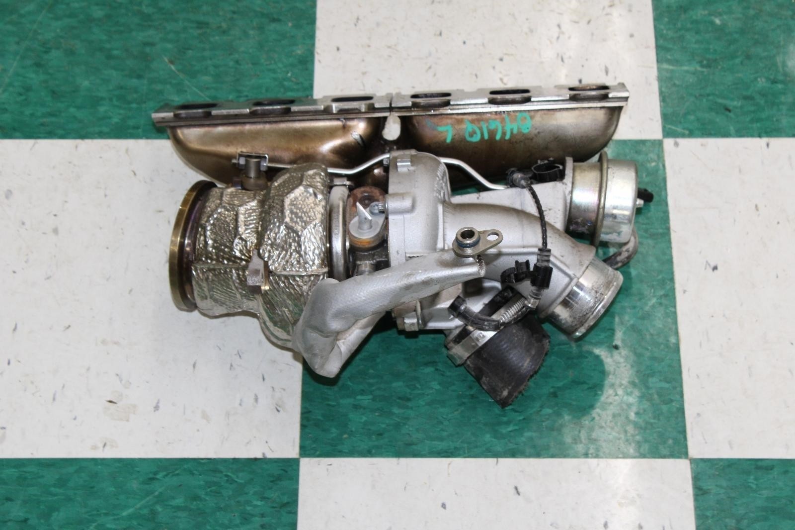 20-23 Continental GT 6.0L Motor Engine Driver Left Turbocharger Turbo Manifold