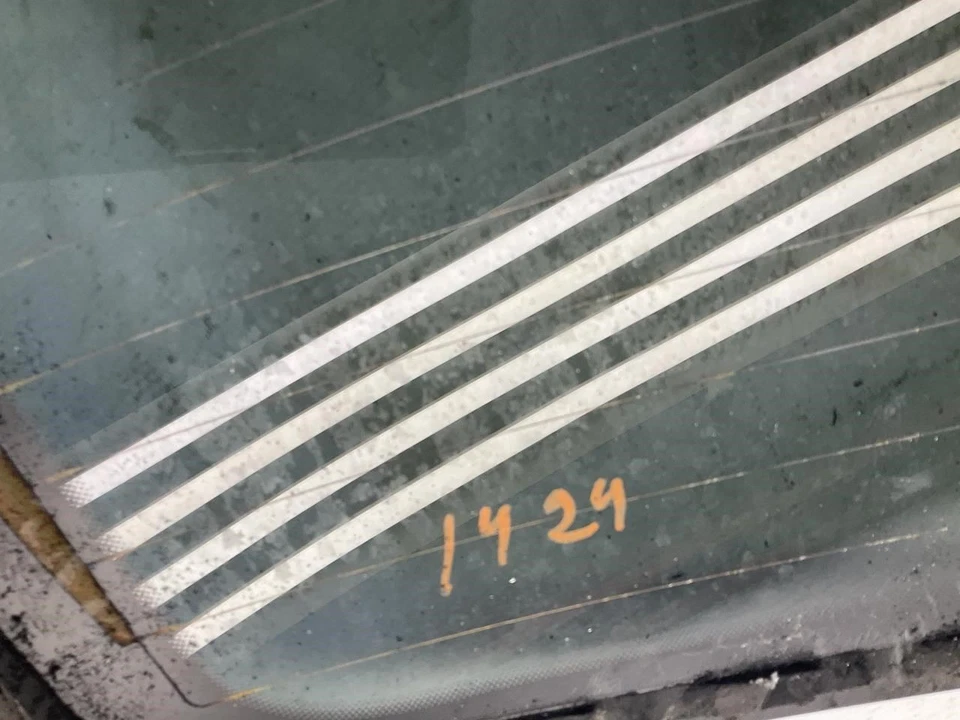 09-17 AUDI Q5 3.2L Rear Windshield Window Back Glass Foto 4 de 4