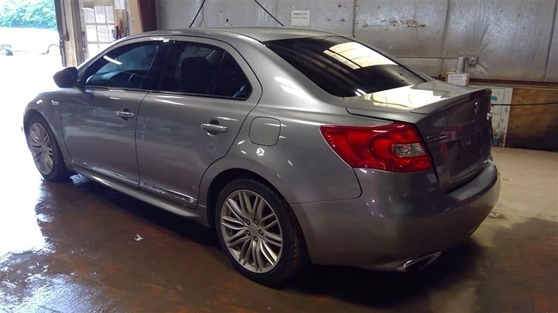 11 faros antiniebla 2011 Suzuki Kizashi arnés cableado 110739 Foto 4 de 4