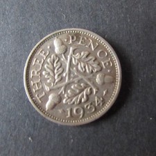 Great Britain Coin: 1934 King George V Silver (0.500) Threepence. Worn Condition