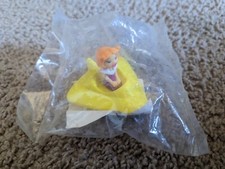 Vintage 1989 The Jetsons Wendy s Jane Jetsons Yellow Ship Kids Meal Toy