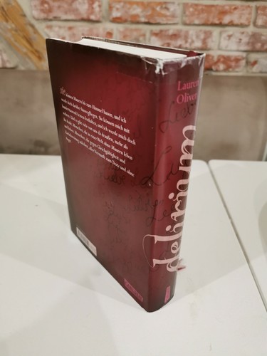 Gebundenes Buch Lauren Oliver: „Delirium. Amor deliria nervosa“ Jugendbuch Roman - Bild 5 von 11