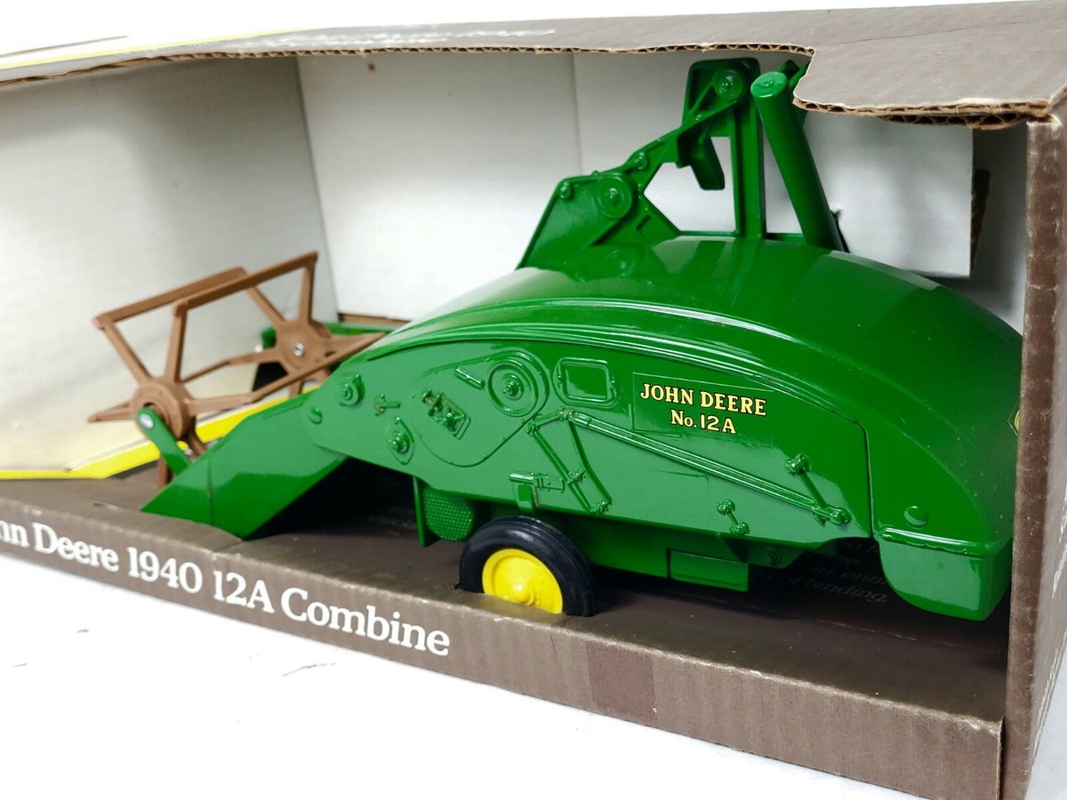 Tracteur John deere 1:32 neuf en boite - Collection