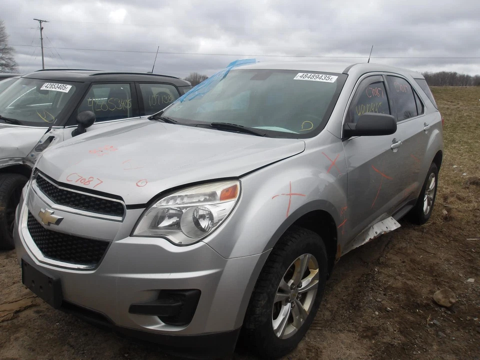 Used Rear Spoiler fits: 2011 Chevrolet Equinox Rear Grade B - Image 2 of 4