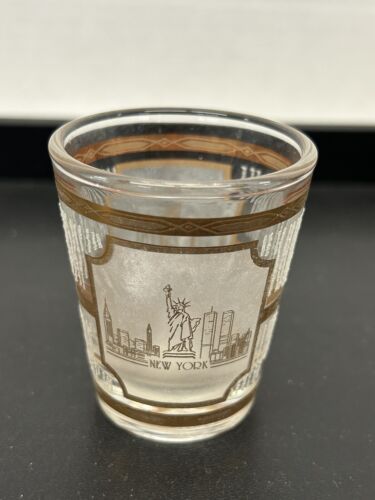 Vintage New York City World Trade Center Twin Towers Culver Shot Glass - Picture 5 of 5