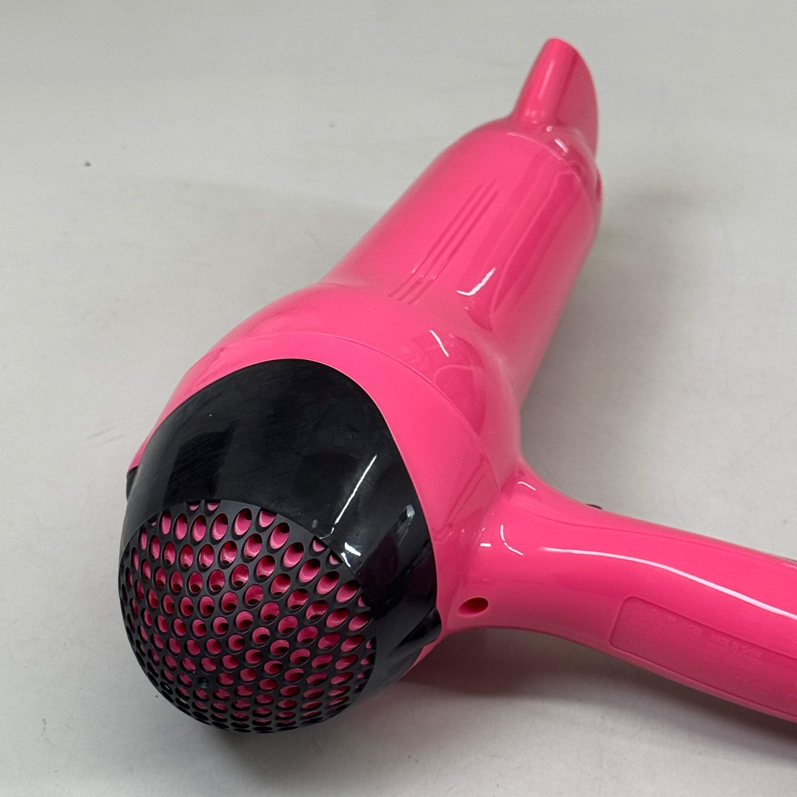 REVLON Smooth and Effortless 1875W Ionic Hair Dryer Berry RV474