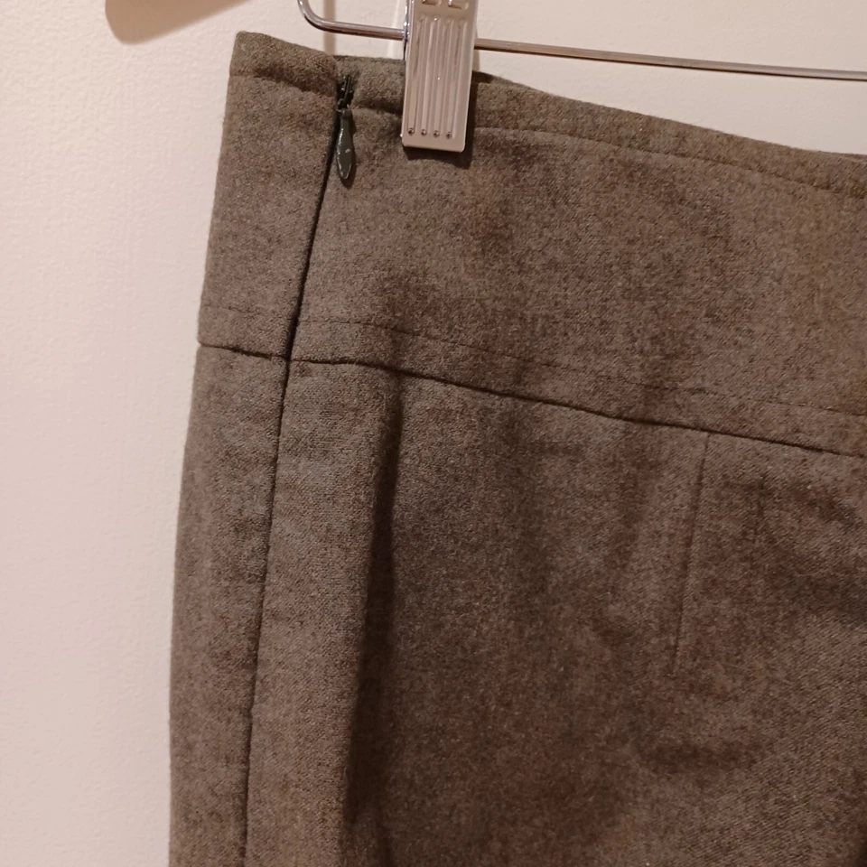 Pantalones Burberry Lana/Angora/Cachemira Acampanados Pierna Plisada Carrera Verde 29"x 30" Foto 4 de 4