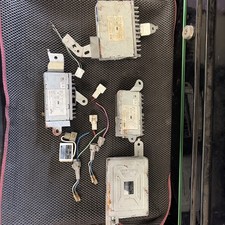 GENUINE TOYOTA MR2 MK2 SW20 SOUND SYSTEM AMPLIFIER 