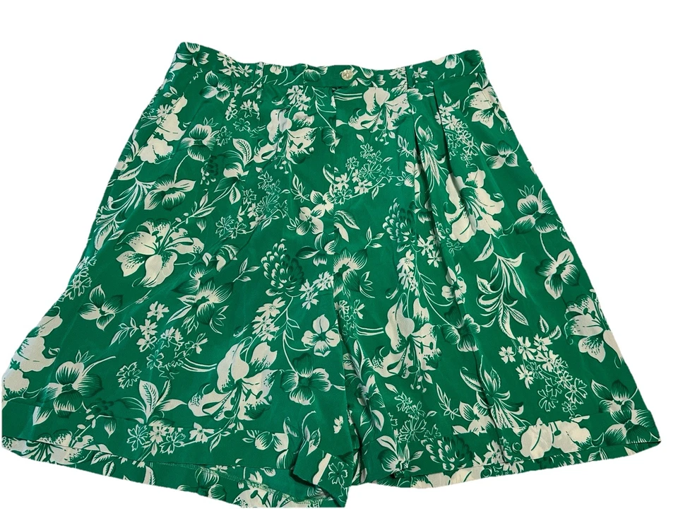 Shorts Lauren Ralph Lauren Feminino 100% Seda Tamanho 14 Verde Floral Cintura Alta - Imagem 2 de 4