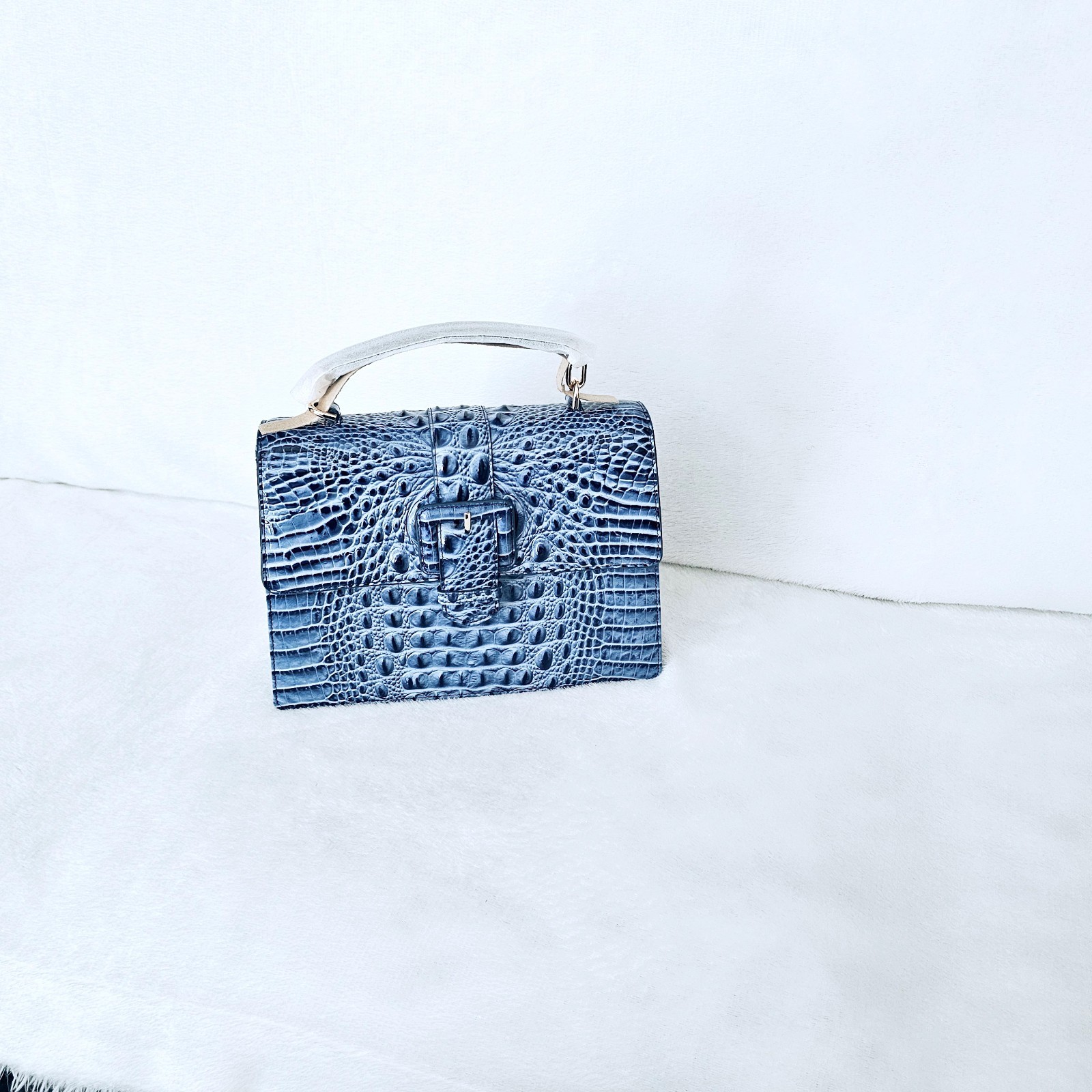 NEW BRAHMIN BLUE SERENADE HALLIE W/ADY WALLET image 6