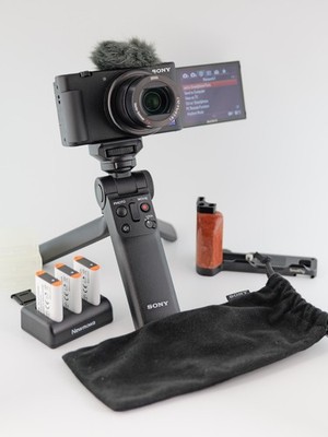 Sony ZV-1 - 20.1 MP 4K Camera - Creator Kit + Smallrig Half Cage + Ext Batteries