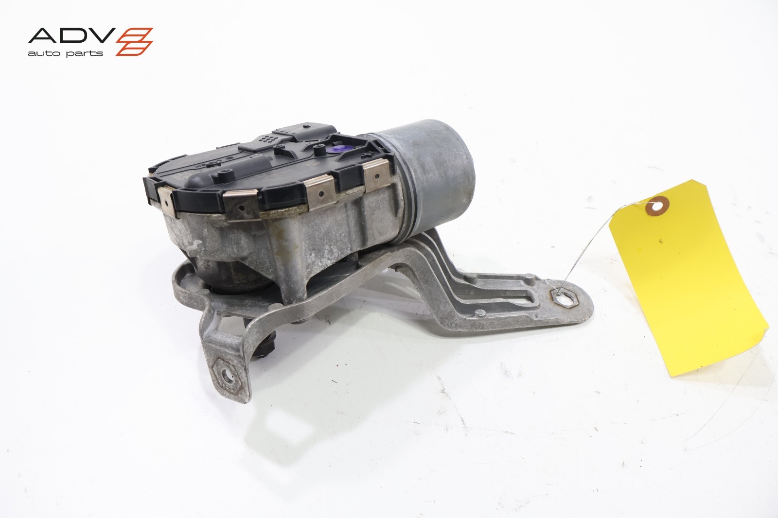 2014 - 2020 BMW i8 I12 WINDSHIELD LEFT DRIVER SIDE WIPER MOTOR OEM