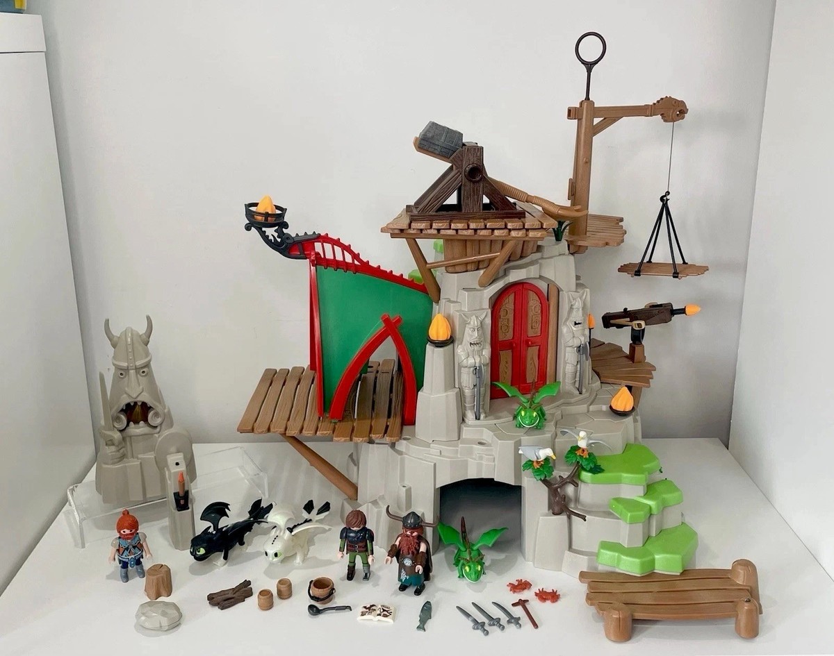 Playmobil 9243 How To Train Your Dragon Berk Island Playset With