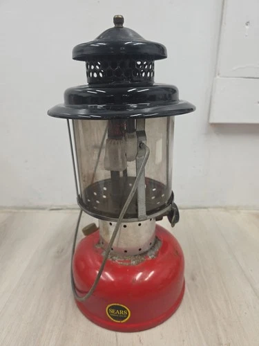 Vintage  SEARS LANTERN Model 476.74060 No 7114 Dated 10-63