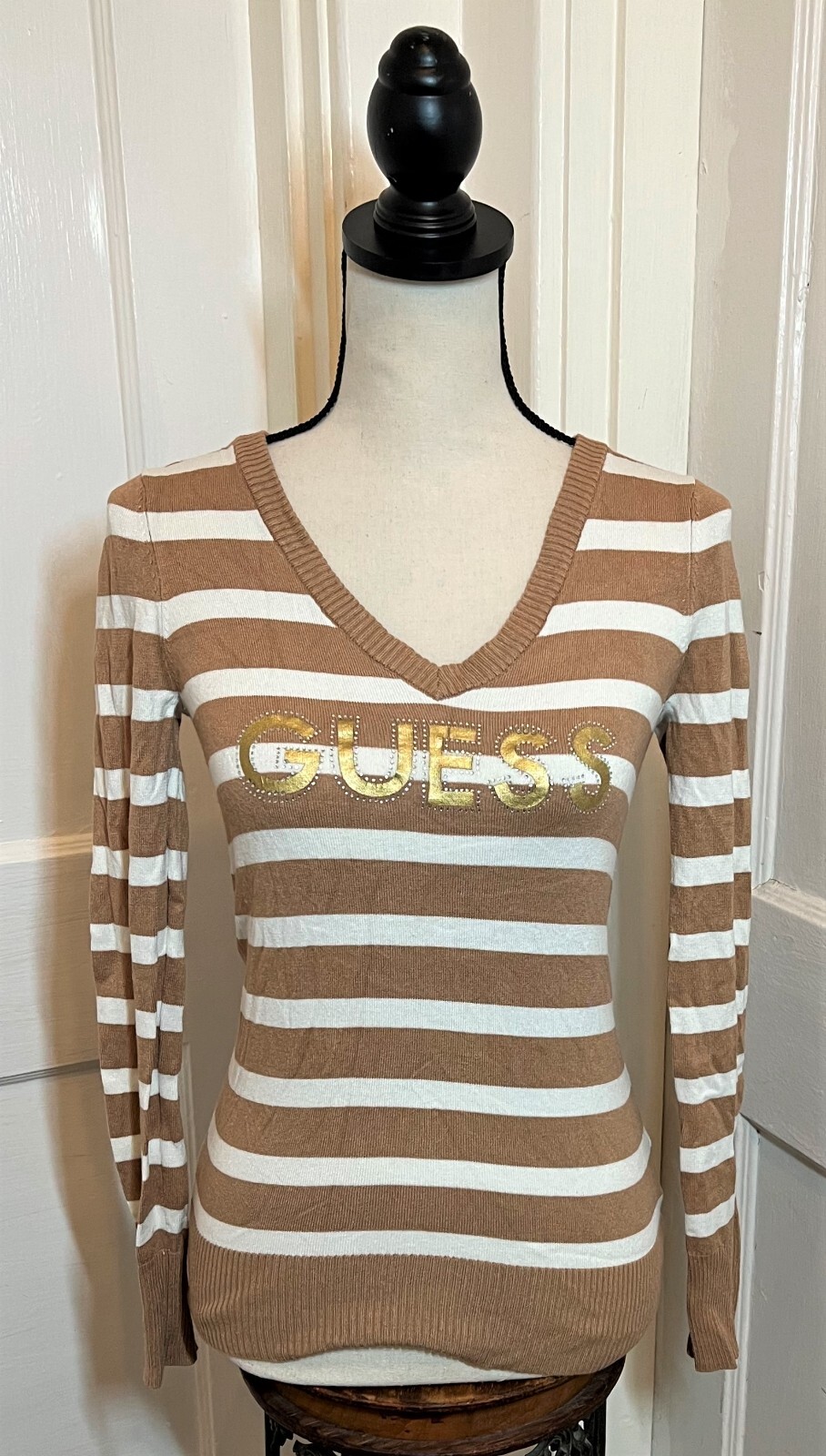 brown guess sweater