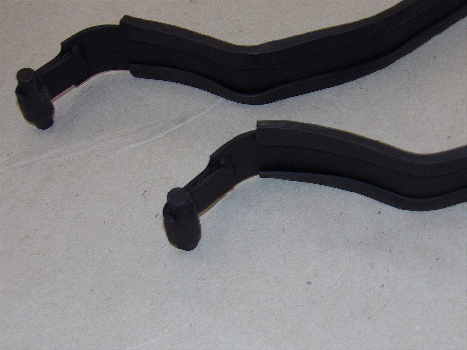Gas Fuel Tank Mounting Straps Set 20 Gallon OEM 19972001 Jeep Cherokee