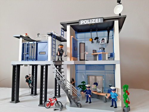 Playmobil 5176 Polizeistation OVP, Kommandostation