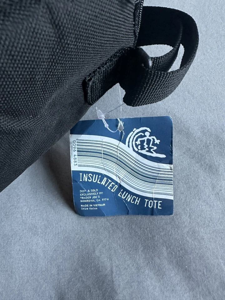 NUEVA Bolsa de Almuerzo Aislada Trader Joes Diseño Retirado Foto 3 de 4