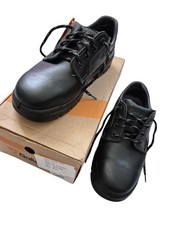 Goliath Work Boots Size 8 Shock Absorbent/Heat Resistant Antibacterial Black