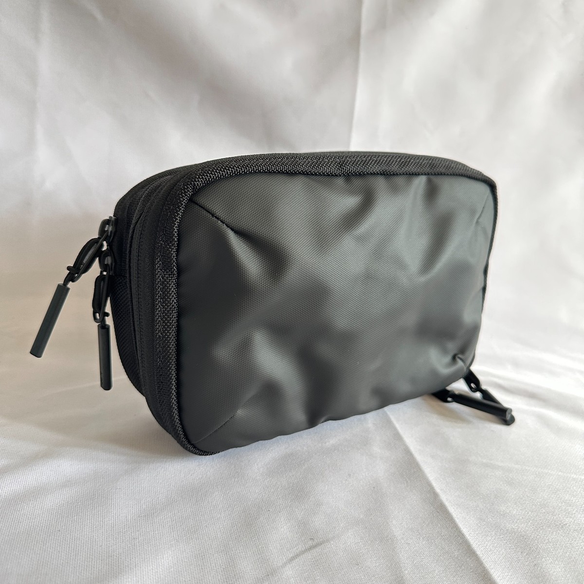 Aer Travel Kit 2 Black 2.5L Hanging Toiletry Organizer Bag | eBay
