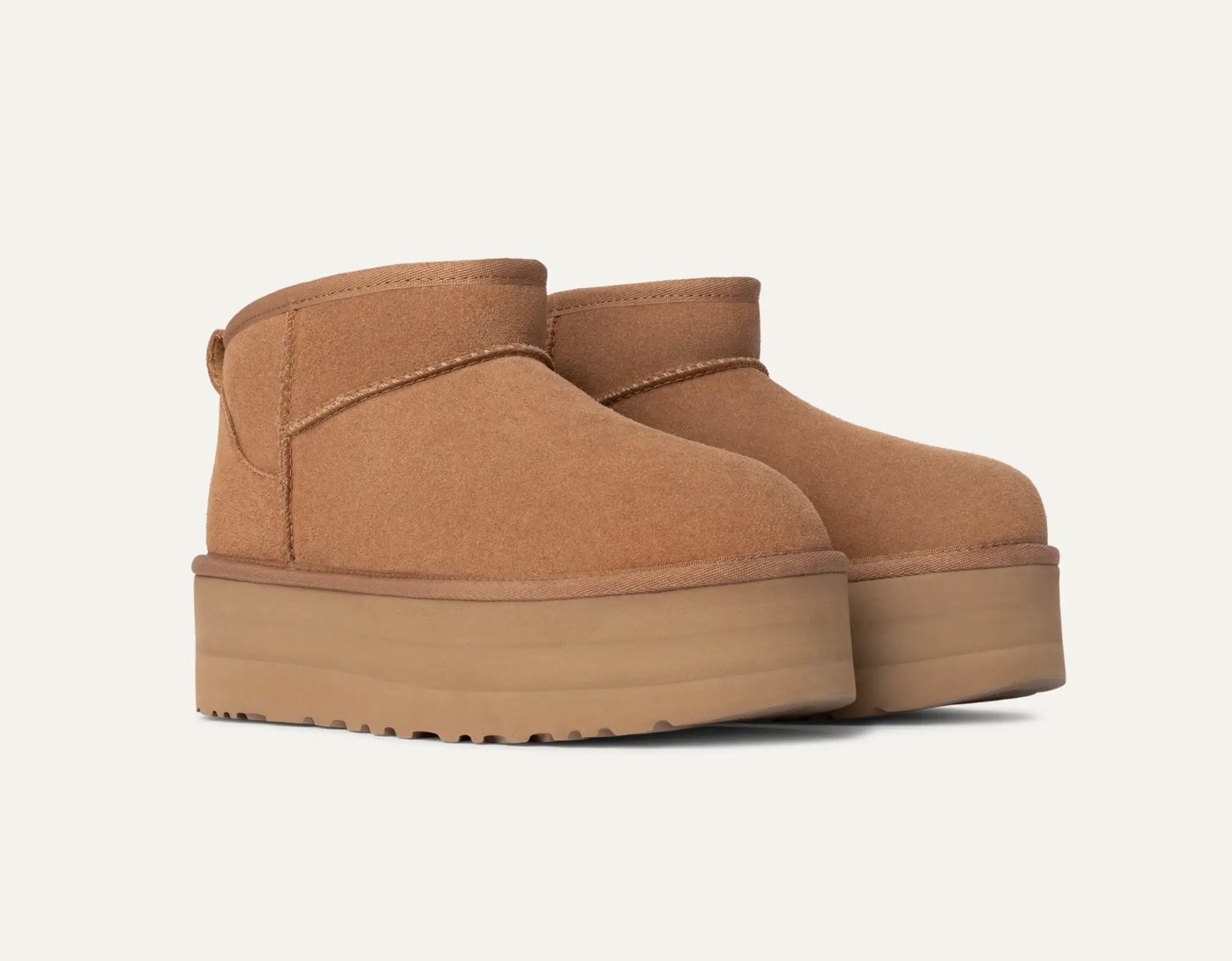 Botas UGG Clásicas Ultra Mini Plataforma Marrón Castaño Gamuza UK6 ENTREGA NAVIDAD ✅