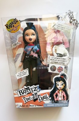 BRATZ - Pretty 'N' Punk London Jade (2022 Version) in Box