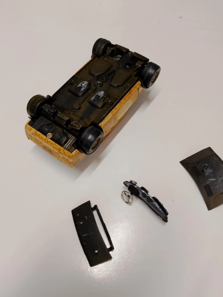 POLISTIL 128 RALLY 1/25 FIAT 128 EAST AFRICAN SAFARI ROTTAME PER RECUPERO PEZZI - Immagine 3 di 4