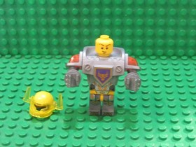 Lego Axl 70322 70323 70317 Flat Silver Torso Nexo Knights Minifigure WH27