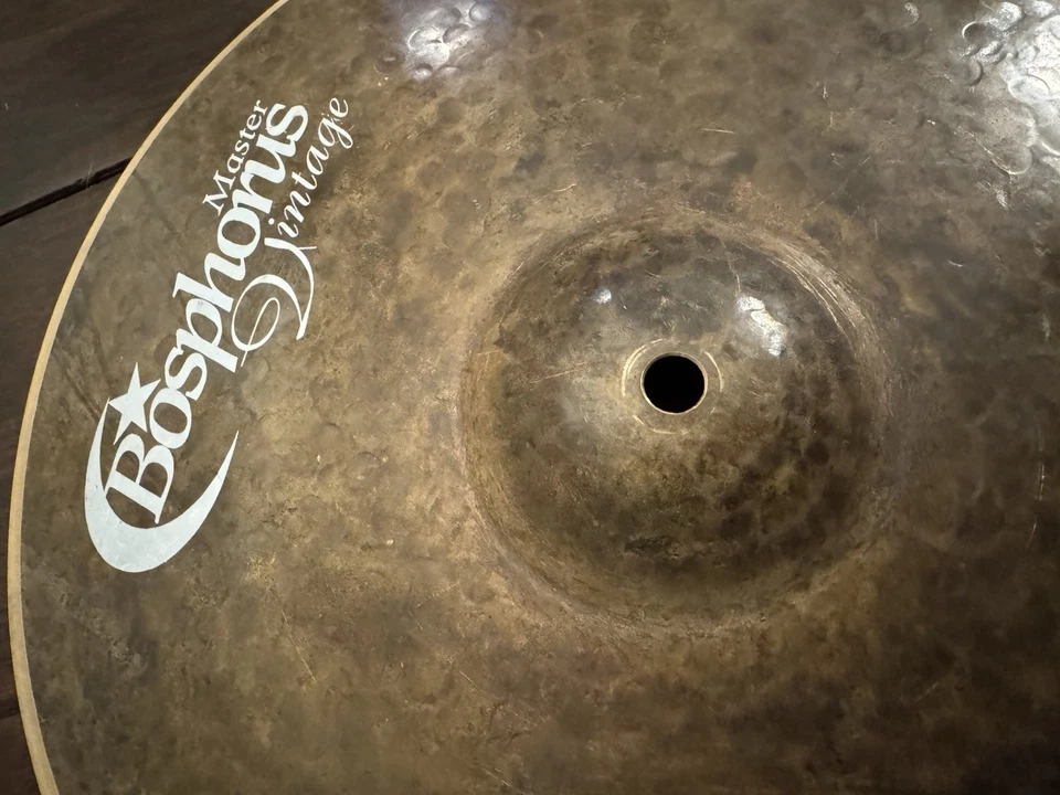 Pratos Bosphorus 15" Master Vintage Hi Hats ÓTIMO Estado - Imagem 3 de 4