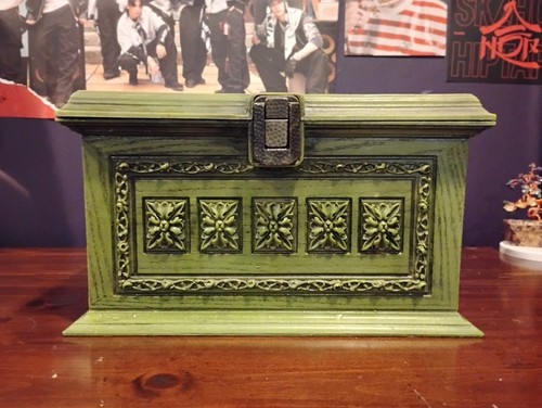 Vintage Max Klein SC-1280 Plastic Wood Look Sewing Box Avocado green.