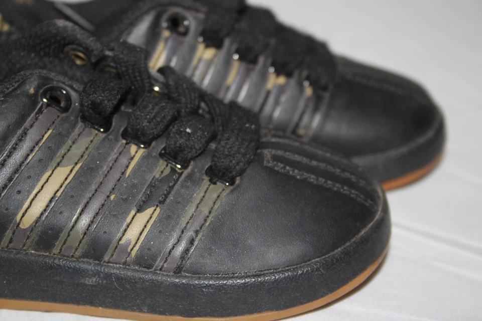 K-Swiss Zapatos para Niños Pequeños Talla 6 Negro Camuflaje Rayas Parte Superior Baja Tenis Par Infantil Foto 2 de 4