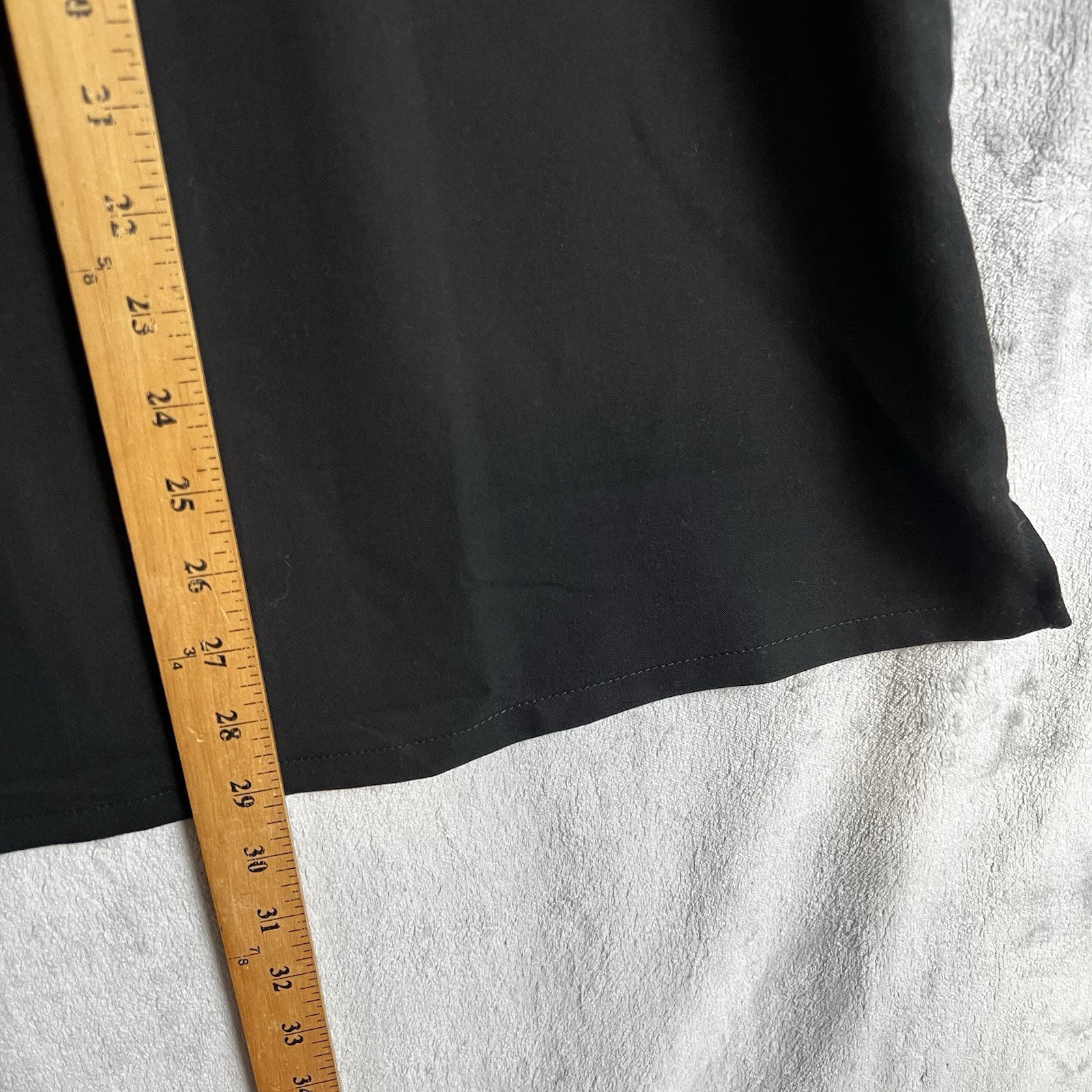 FIGS Technical Collection Black Solid Scrub Top U… - image 5