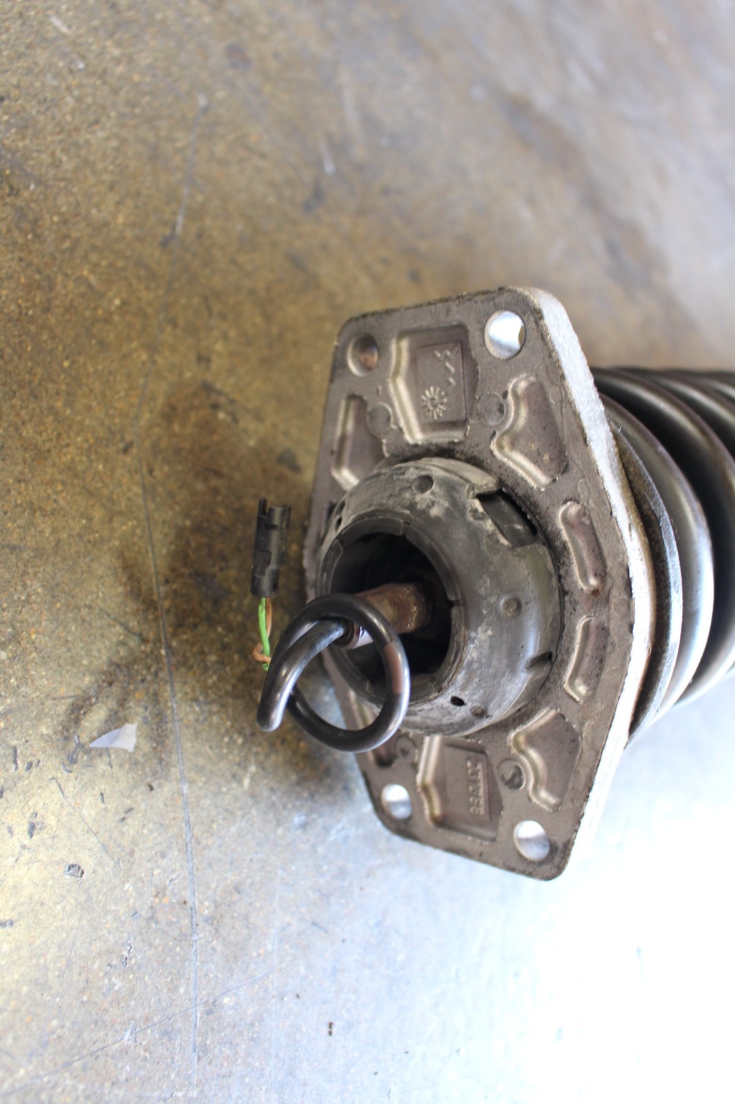 Maserati Granturismo, Front Shock Assembly / Strut Absorber, Used,  P/N 248216