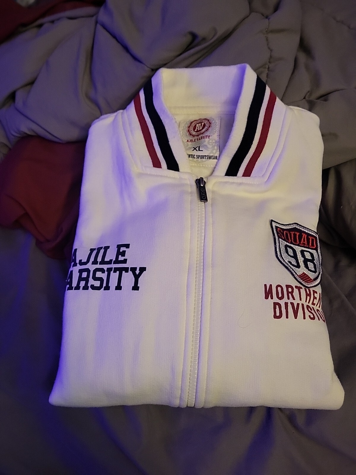 Picture 1 of 5